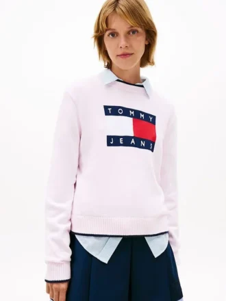Tommy Jeansin lippulogolla koristeltu neule
