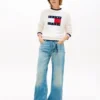 Tommy Jeansin lippulogolla koristeltu neule Tommy Jeansin lippulogolla koristeltu neule