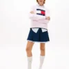 Tommy Jeansin lippulogolla koristeltu neule Tommy Jeansin lippulogolla koristeltu neule