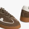 Tommy Jeansin mokkanahkaiset skater-lenkkarit Tommy Jeansin mokkanahkaiset skater-lenkkarit