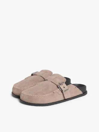 Tommy Jeansin takapuolelta avonaiset mokkanahkaiset loaferit Tommy Jeansin takapuolelta avonaiset mokkanahkaiset loaferit