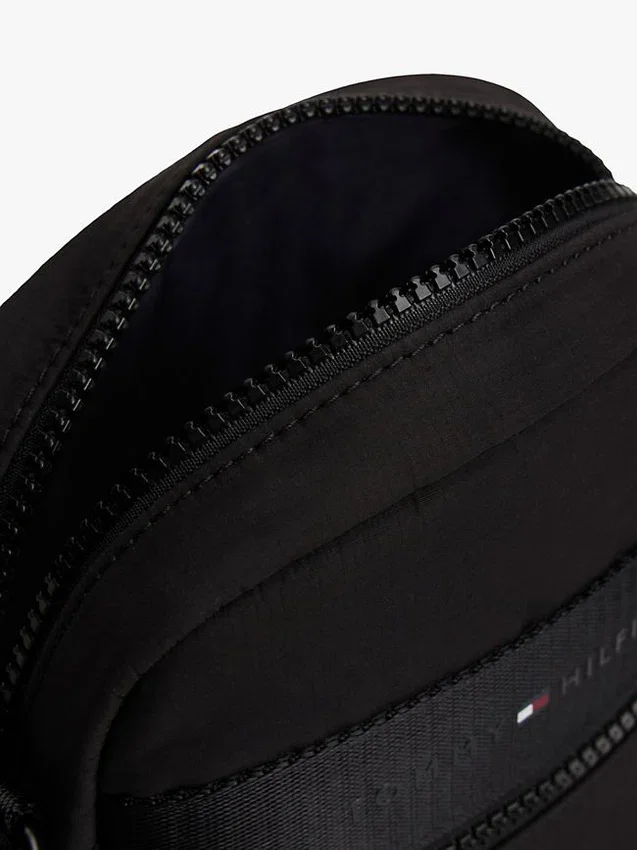 Tommy Logo Mini Reporter -laukku Tommy Logo Mini Reporter -laukku
