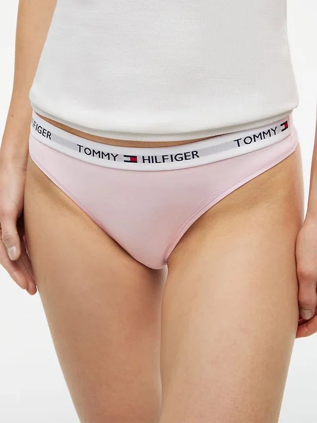 Tommy-logolla varustettu string-pakkaus (3 kpl) Tommy-logolla varustettu string-pakkaus (3 kpl)