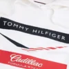Tommy x Cadillac F1® Team Chevron -huppari Tommy x Cadillac F1® Team Chevron -huppari