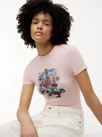 Tommy x Cadillac F1® Team Miami -T-paita Tommy x Cadillac F1® Team Miami -T-paita