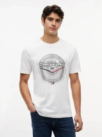 Tommy x Cadillac F1® Team Tire -T-paita Tommy x Cadillac F1® Team Tire -T-paita