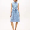 Vyötäröinen gingham-seersucker-midimekko Vyötäröinen gingham-seersucker-midimekko