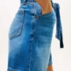 Vyötäröiset korkeavyötäröiset denimshortsit Vyötäröiset korkeavyötäröiset denimshortsit