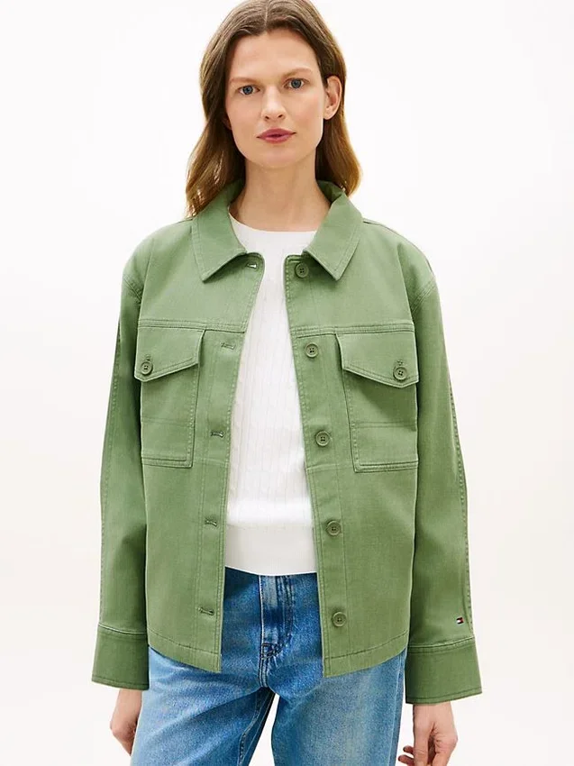 Ylisuuri twill-tyylinen työpaita Ylisuuri twill-tyylinen työpaita