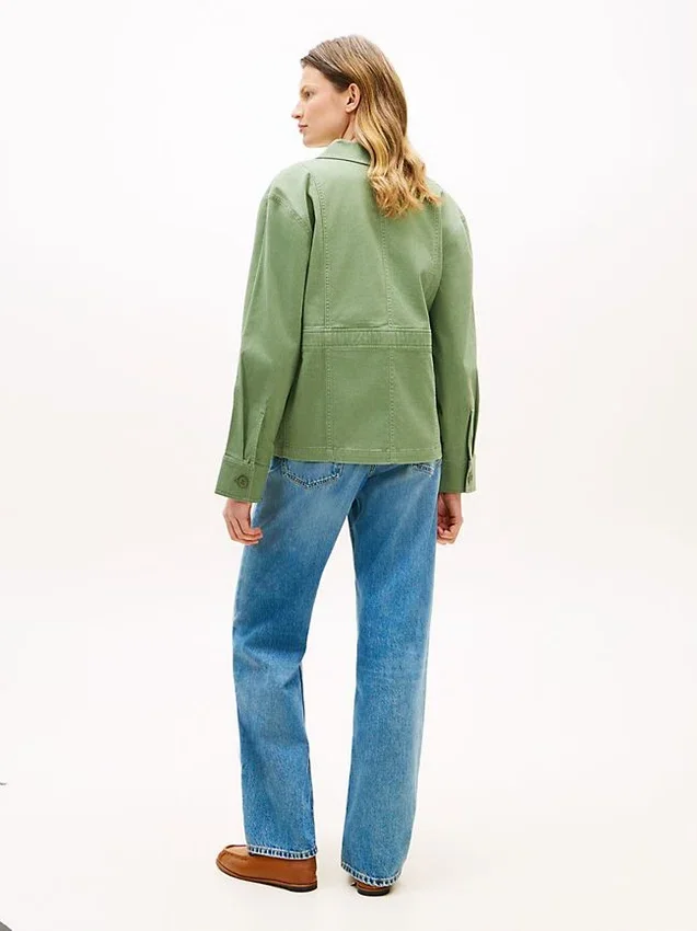 Ylisuuri twill-tyylinen työpaita Ylisuuri twill-tyylinen työpaita